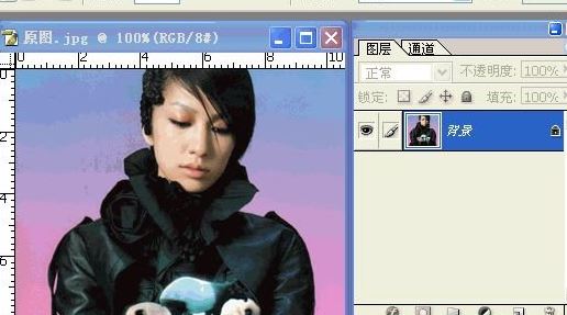 怎么用通道摳圖？教你PS中使用通道功能摳圖的簡易教程1