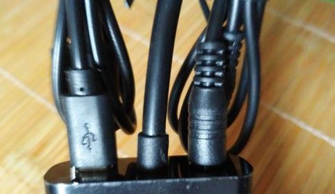 hdmi轉vga轉換線怎么用？高清HDMI轉VGA使用方法圖解