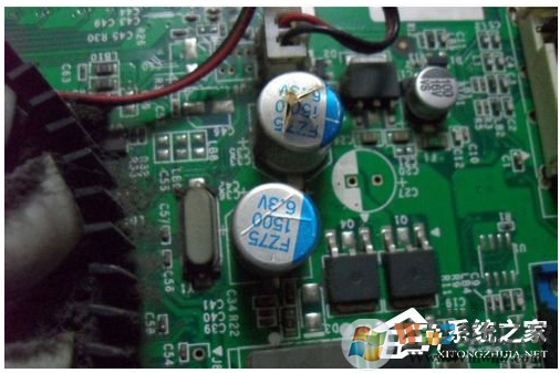 電腦突然花屏了該怎么辦？電腦花屏死機的解決方法